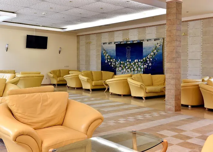 Les Magnolias 3* プリモルスコ