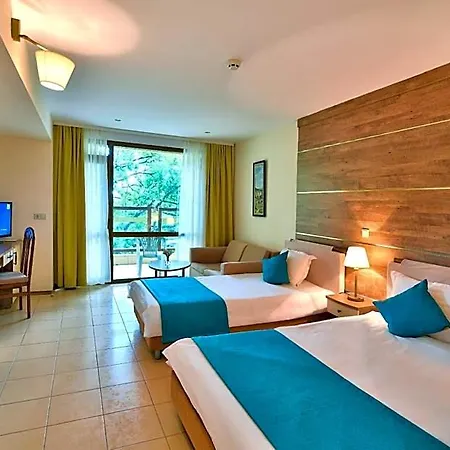 Hotel Les Magnolias 3*