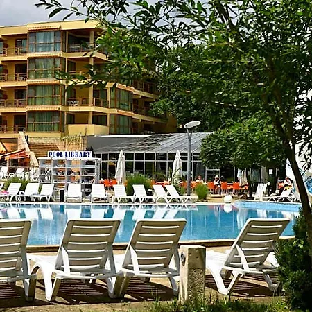 Les Magnolias Hotel