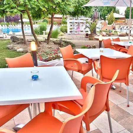 Les Magnolias Отель