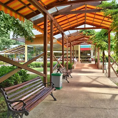 Les Magnolias Hotel Primorsko